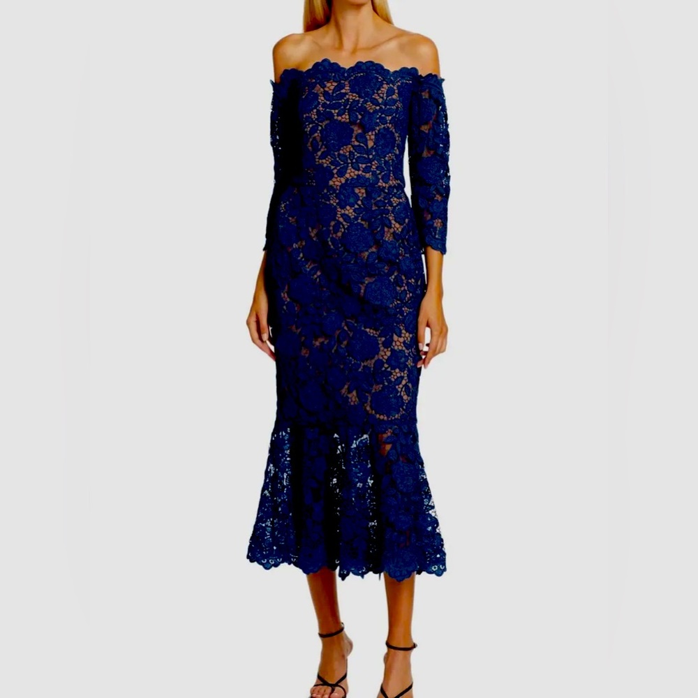 Off-The-Shoulder Lace Midi Dress
Marchesa Notte | Size 14